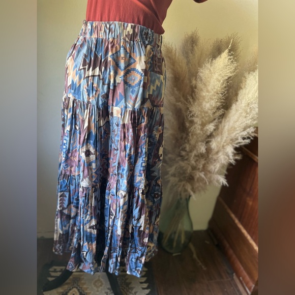 Vintage Aztec Western Tiered Maxi Skirt Pearl Snaps - Picture 3 of 6